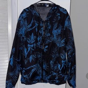 XL windbreaker